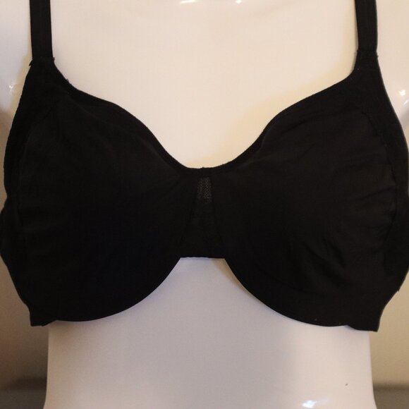 OLGA Black Underwire Bra 38C Lace Accents Adjustable Strap - Picture 1 of 13